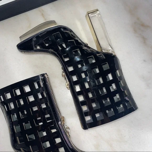 Versace Black Patent Leather Plexiglass PVC Platform Cutout Caged Boots Moody - Picture 10 of 17